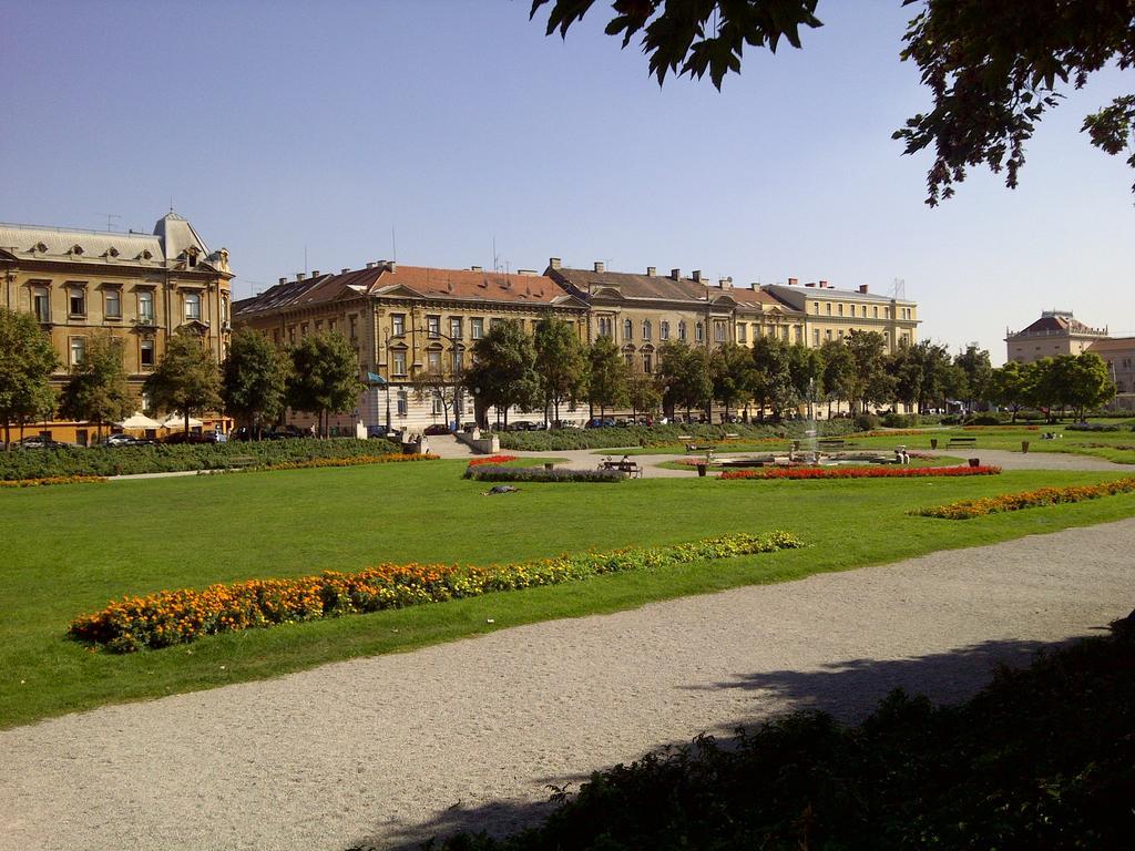 Zagrebrent Apartments מראה חיצוני תמונה