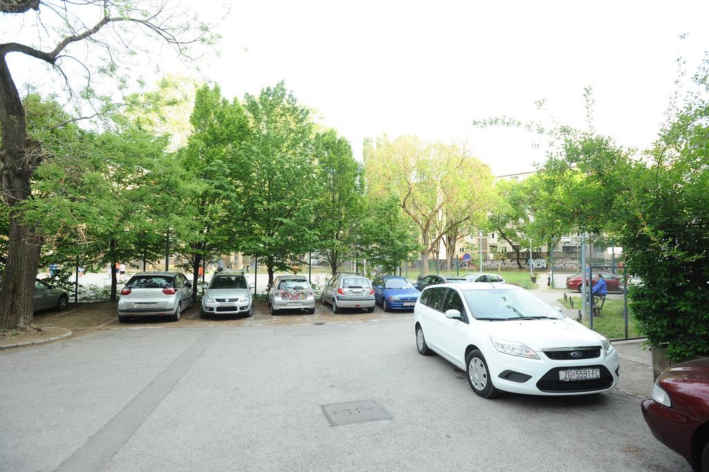 Zagrebrent Apartments מראה חיצוני תמונה